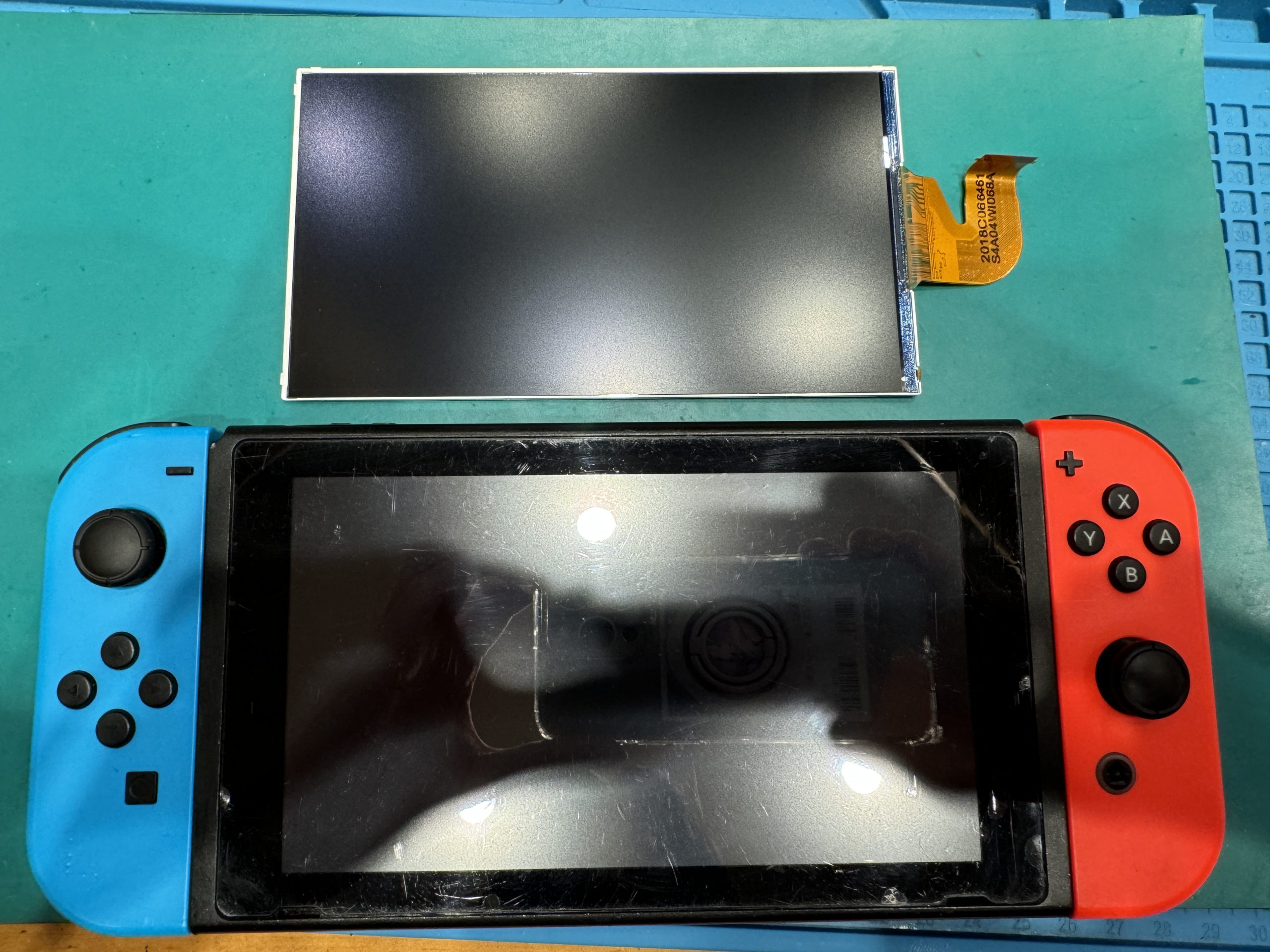 Nintendo Switch 画面修理【神戸市長田区】 | iPhone修理・iPad修理