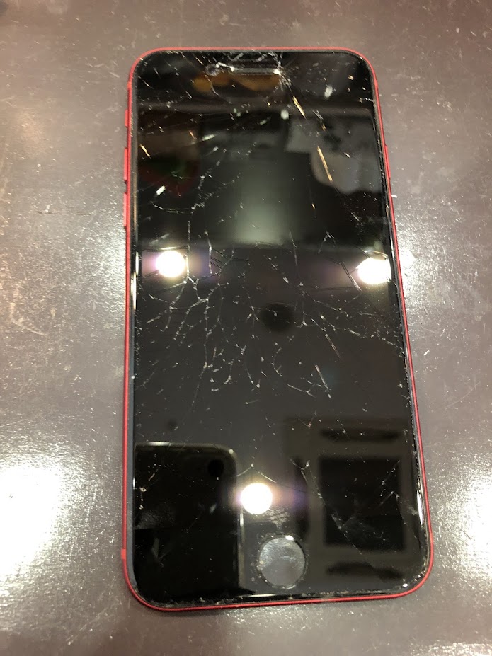 iPhoneSE3｜画面割れ修理【兵庫県三田市】 | iPhone修理・iPad修理