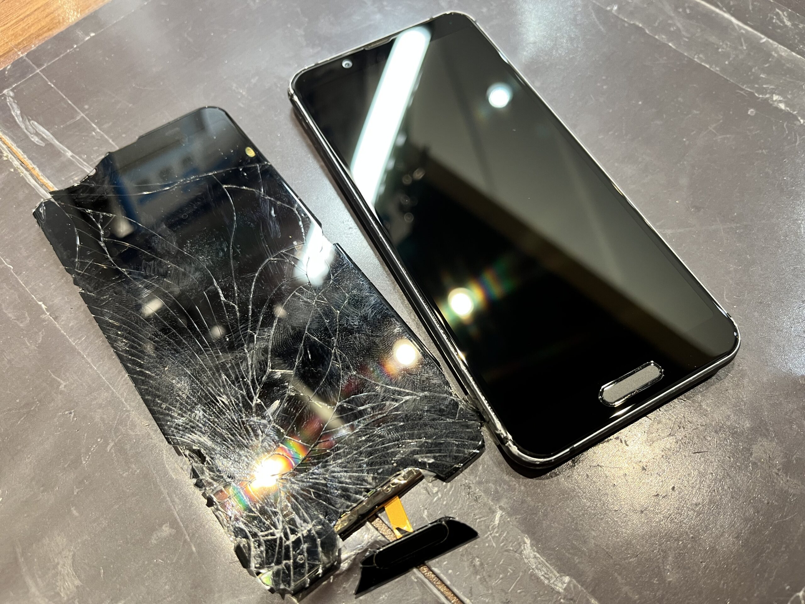 神戸北店】AQUOS sense3の画面交換修理【三田市からご来店】 | iPhone